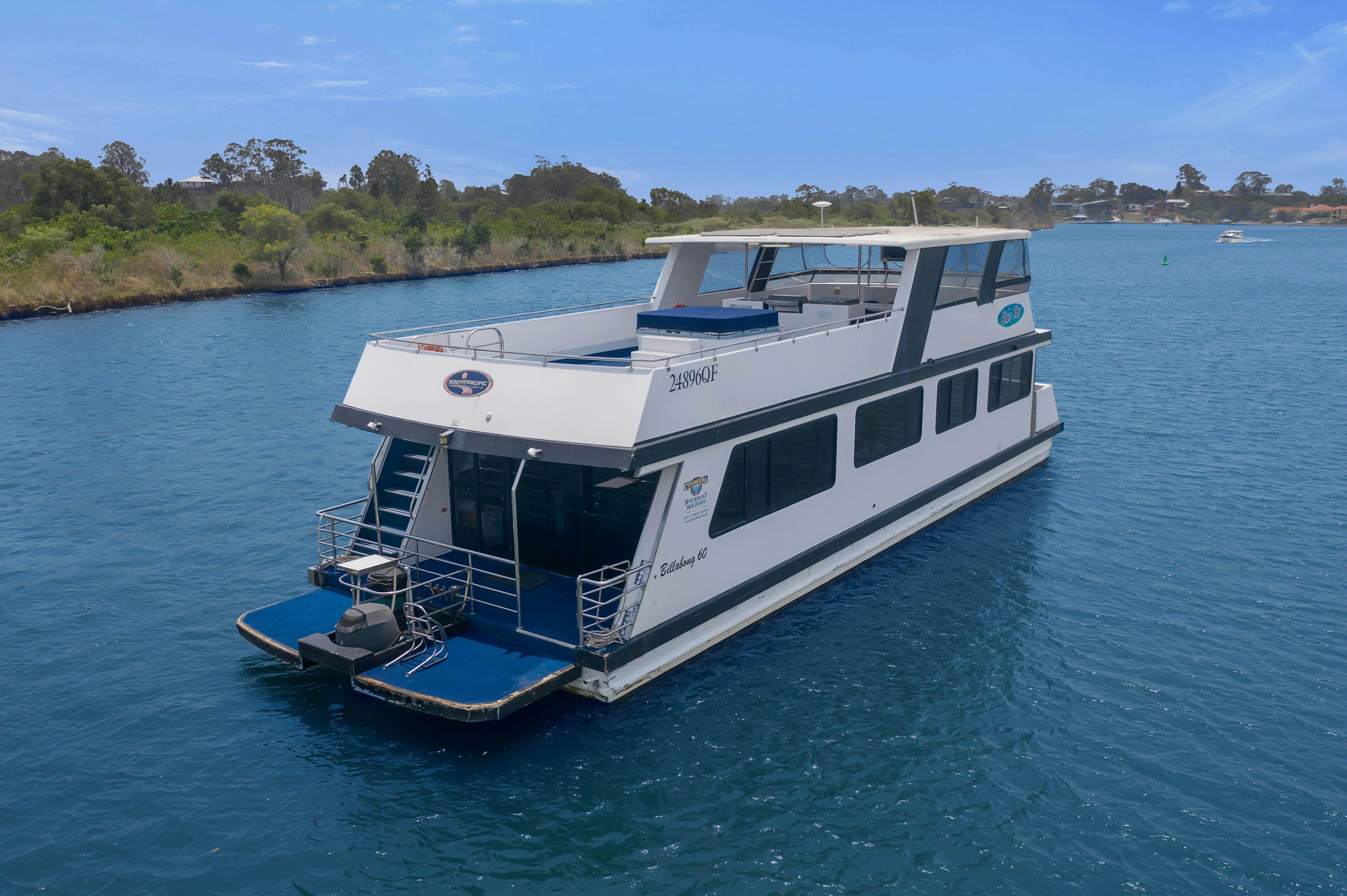 Blue Sky SPA 12 Berth Houseboat