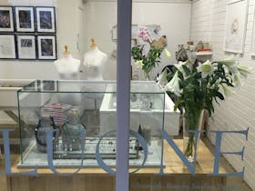 Luone shopfront