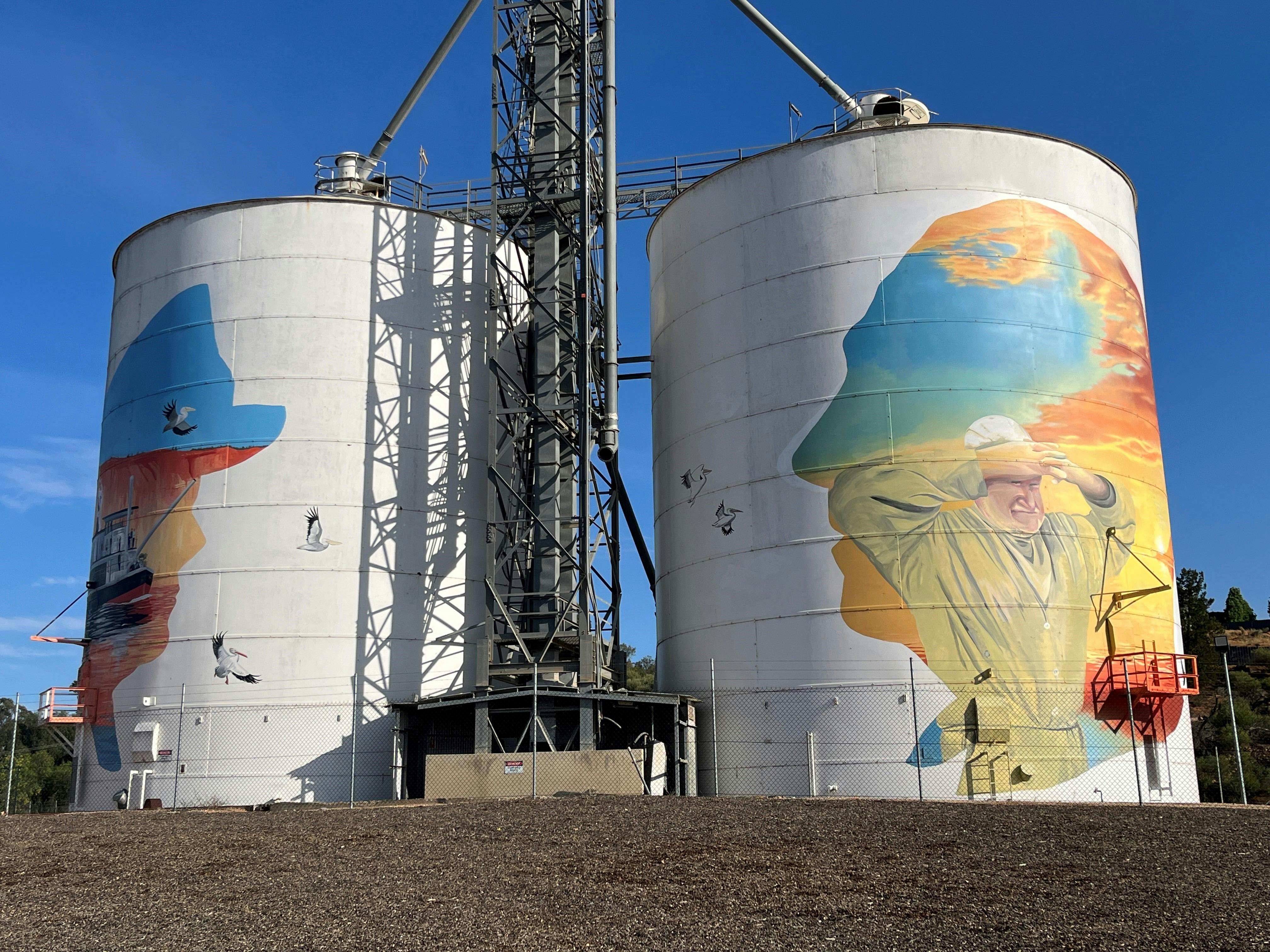 Paringa Silo Art