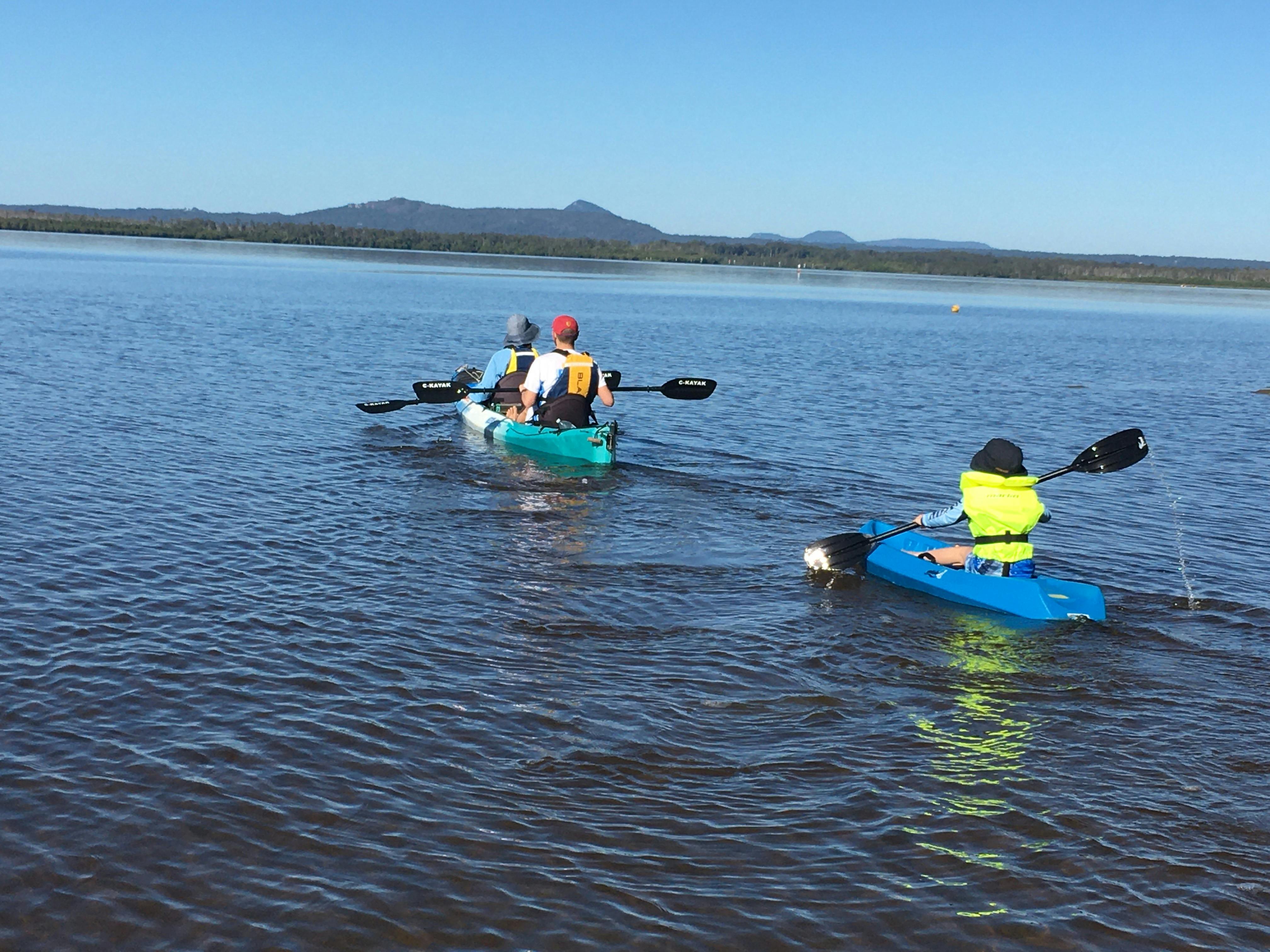 Family friendly paddling routes to explore Lake Cootharaba
