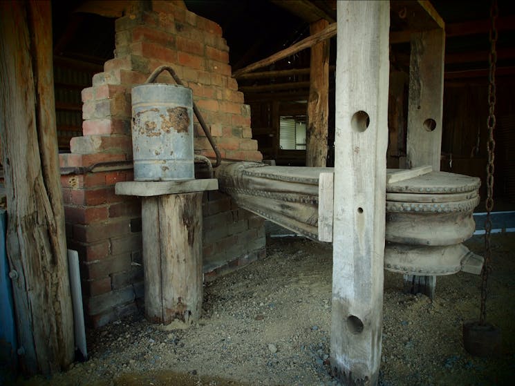 Headlie Taylor Header Blacksmith Shop