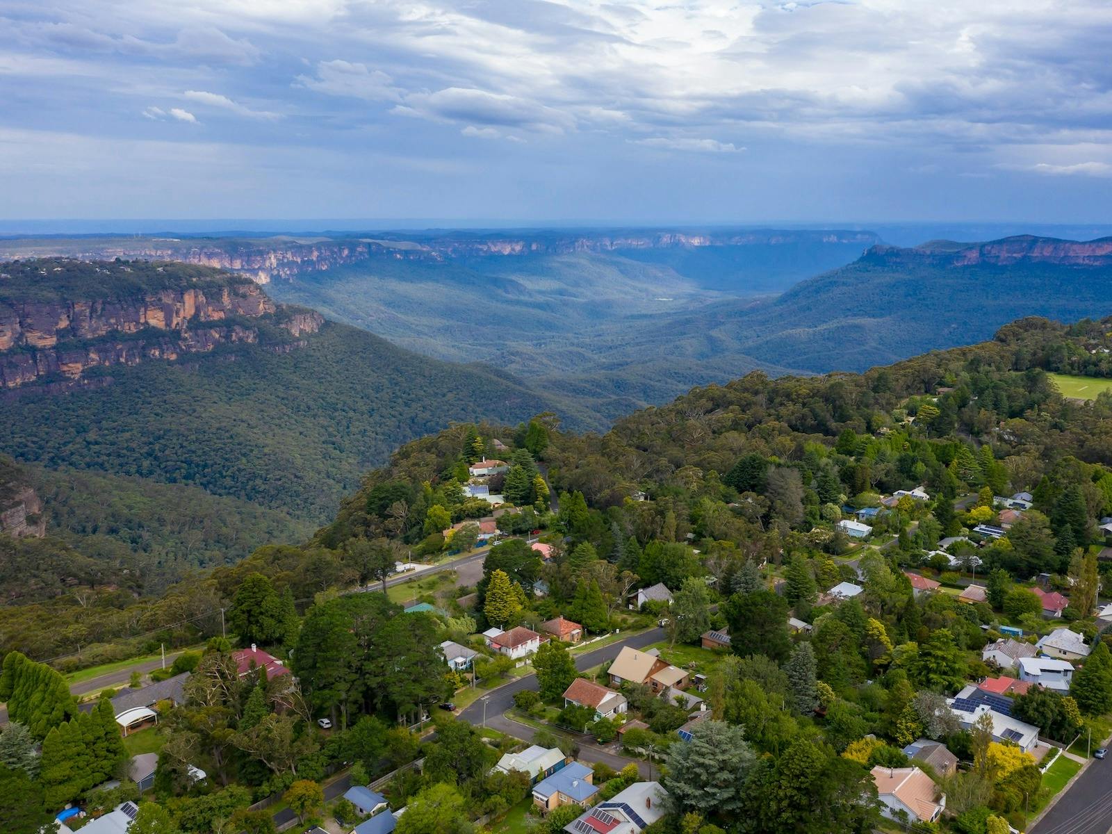 シドニーからブルー マウンテンズへのヘリコプター遊覧