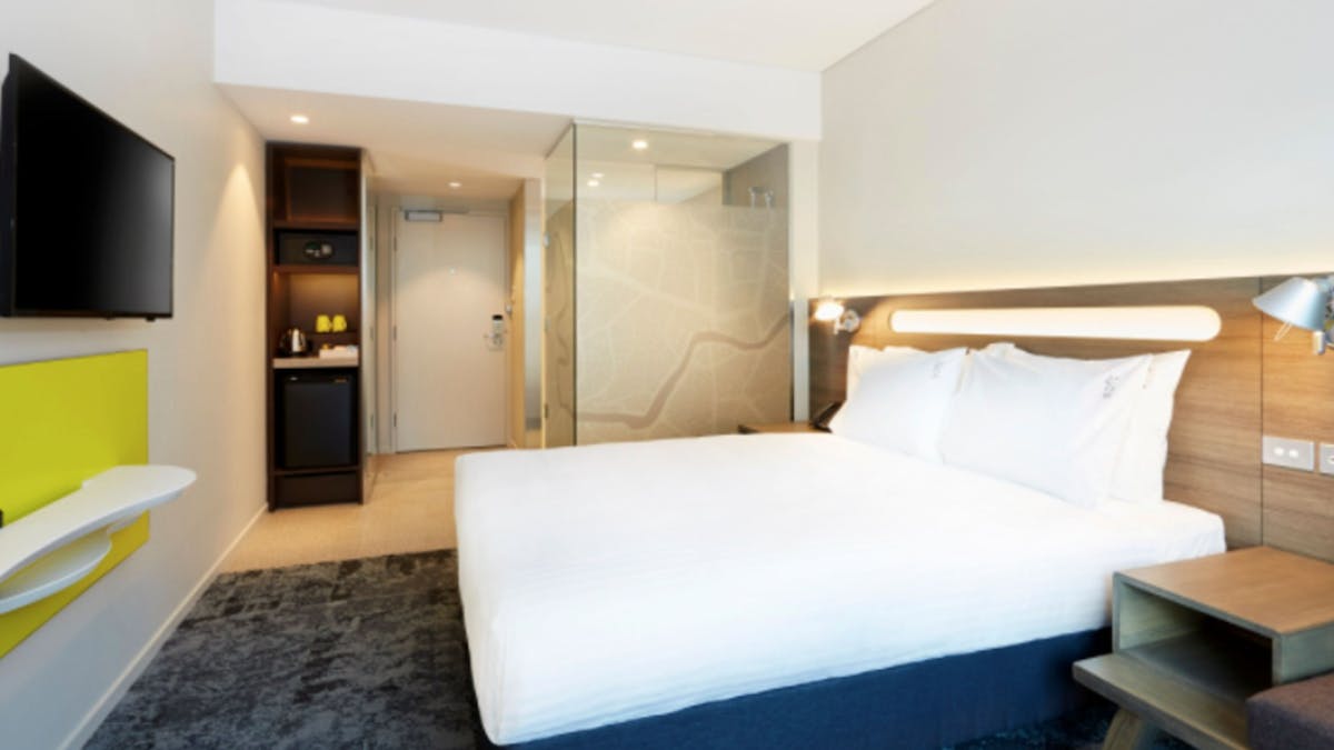 Queen Room