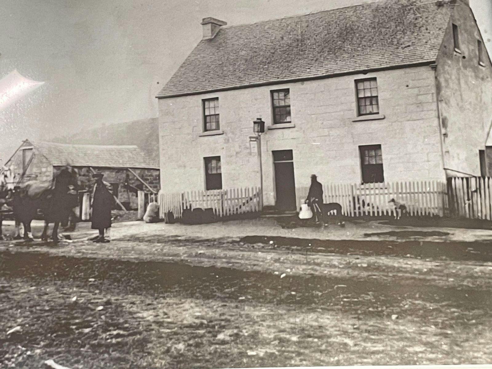 Ye Olde Buckland Inn in the early 1800's