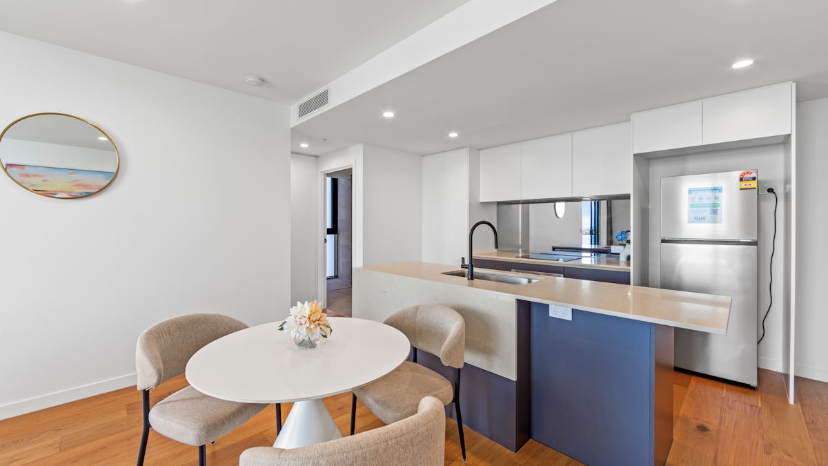 2 Bedroom Living