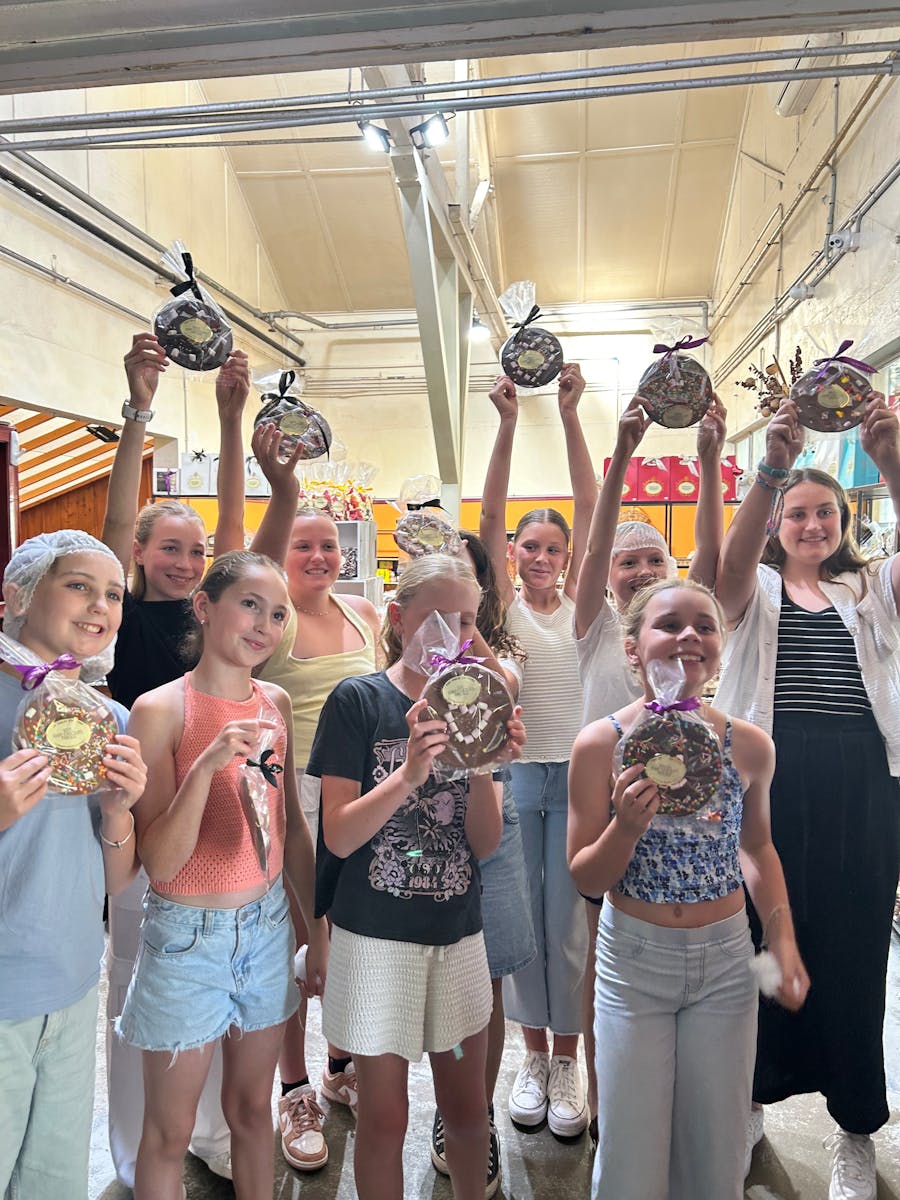 The Treat Factory DIY Giant Chocolate Freckle Class