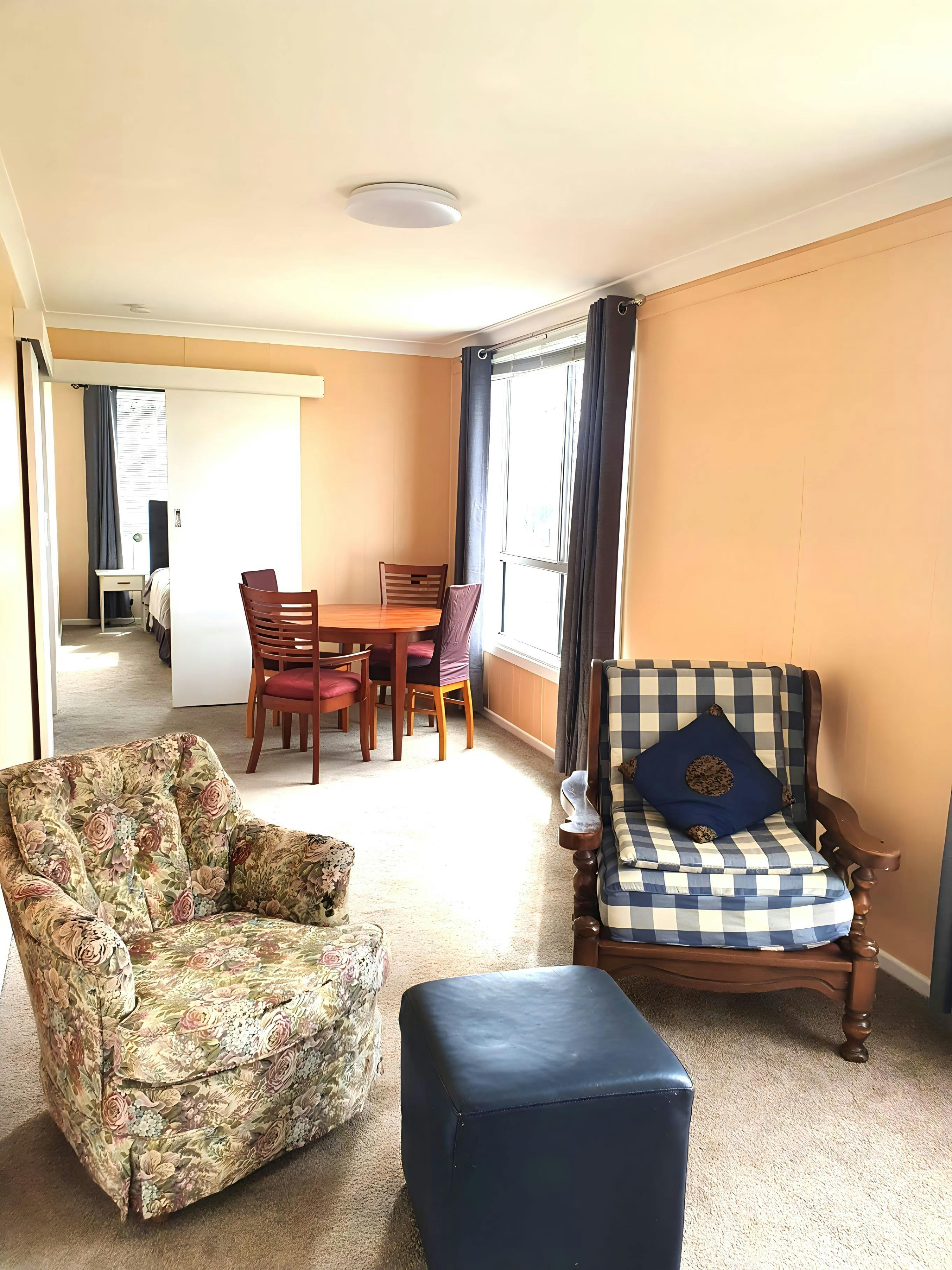 Sunroom with Lounge Chairs & Table