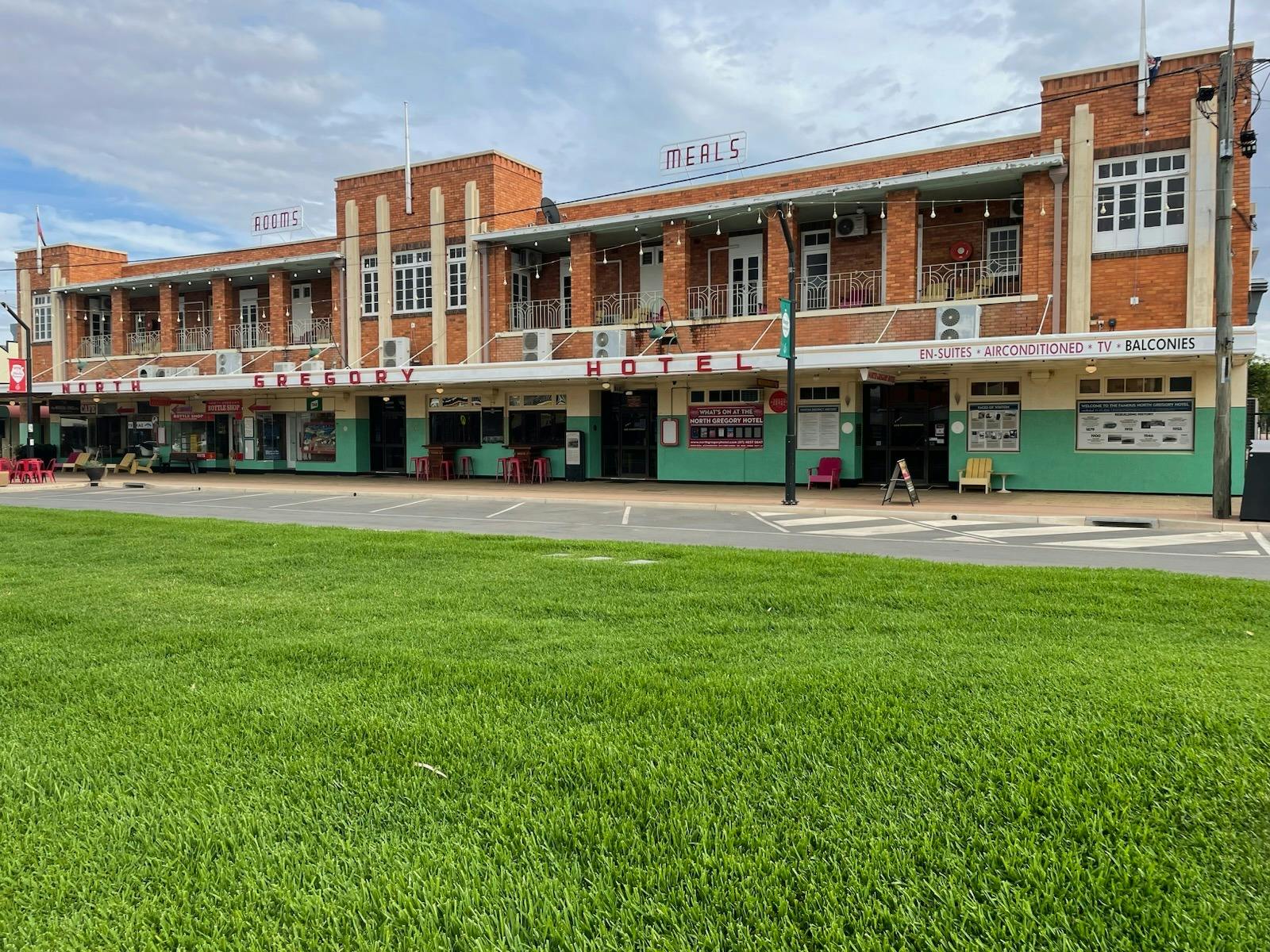 Delicious lunch at the North Gregory Hotel