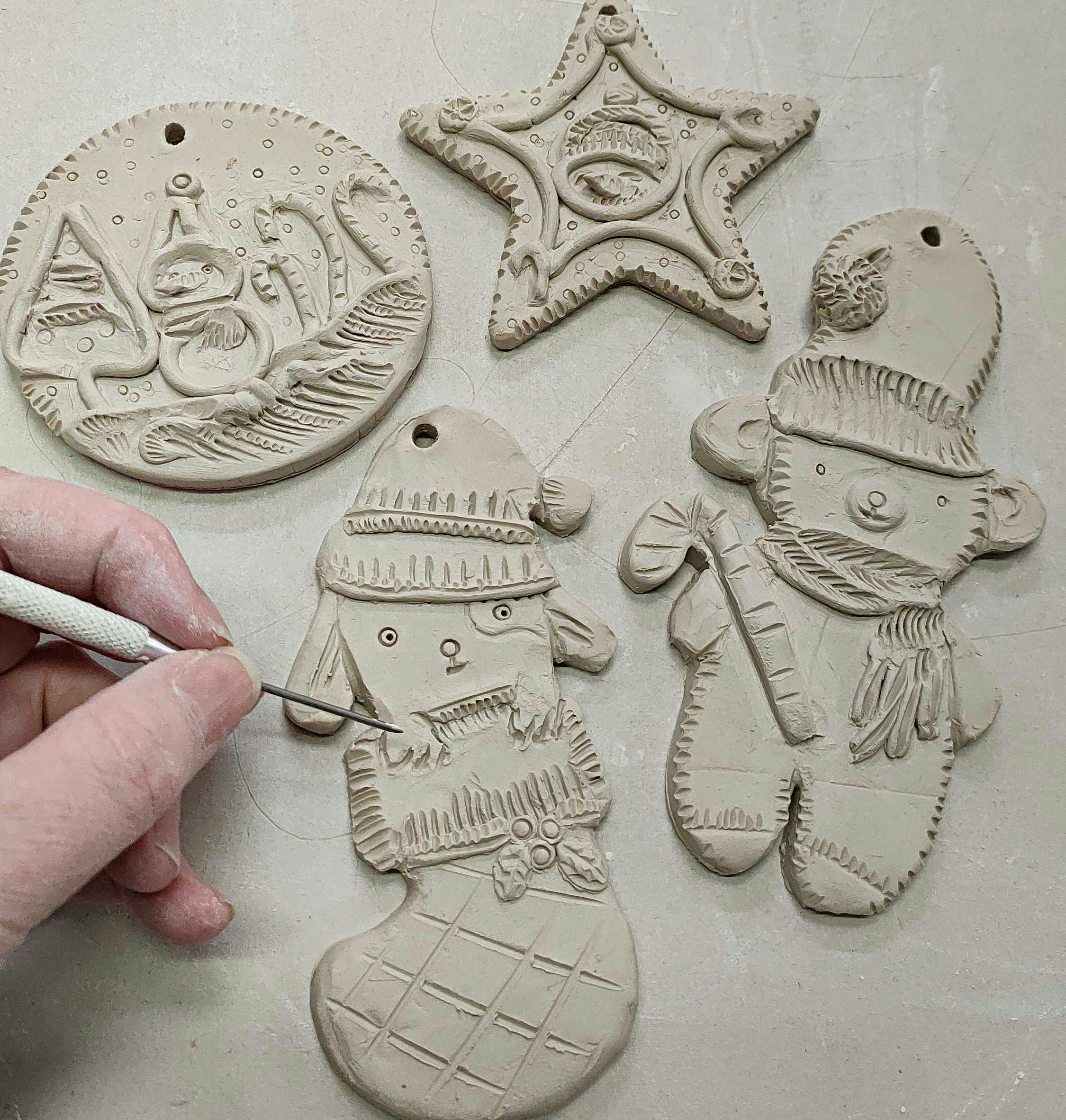 clay, pottery, christmas, decorations, detailed, beginner