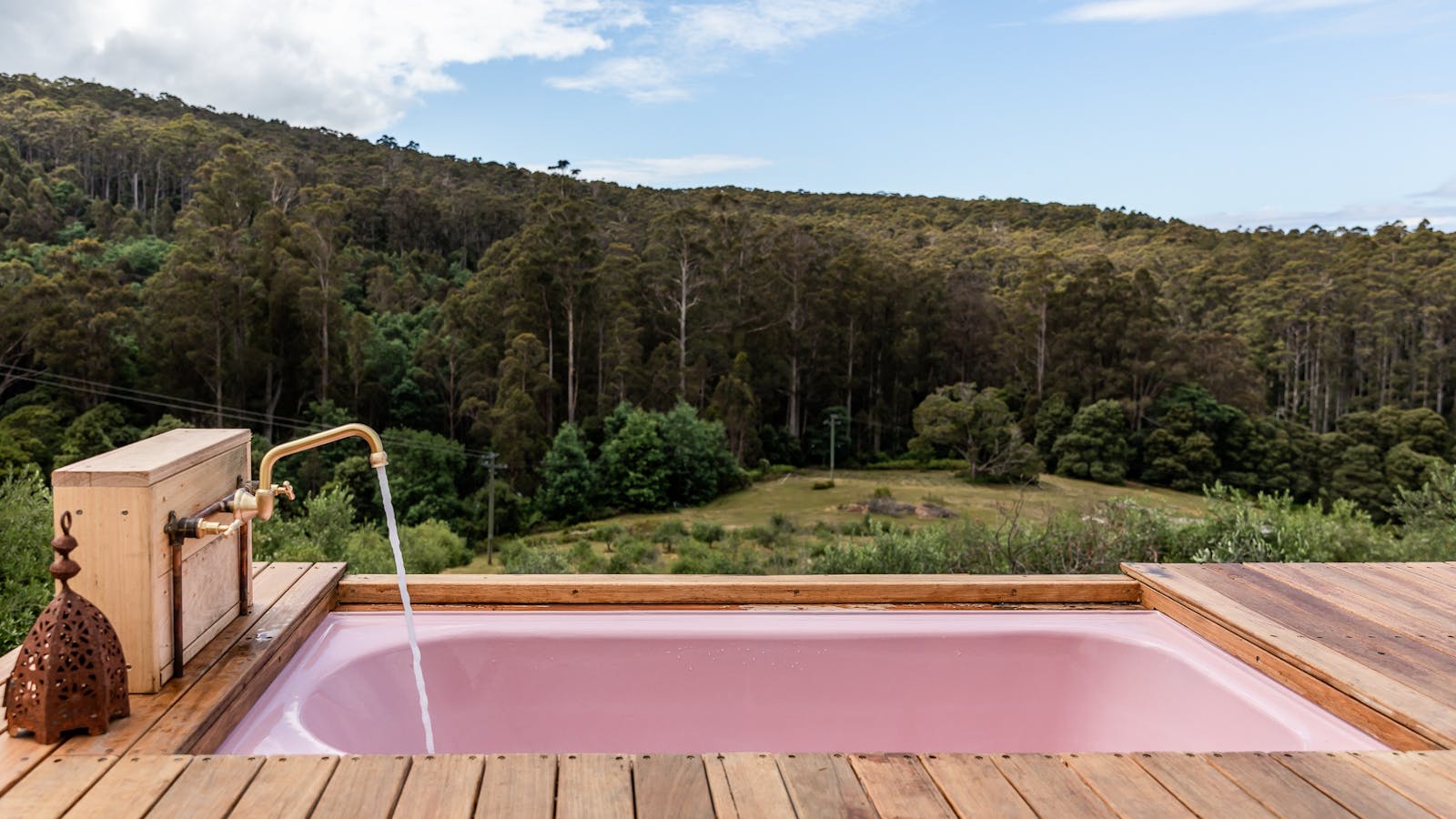 Private outdoor bath