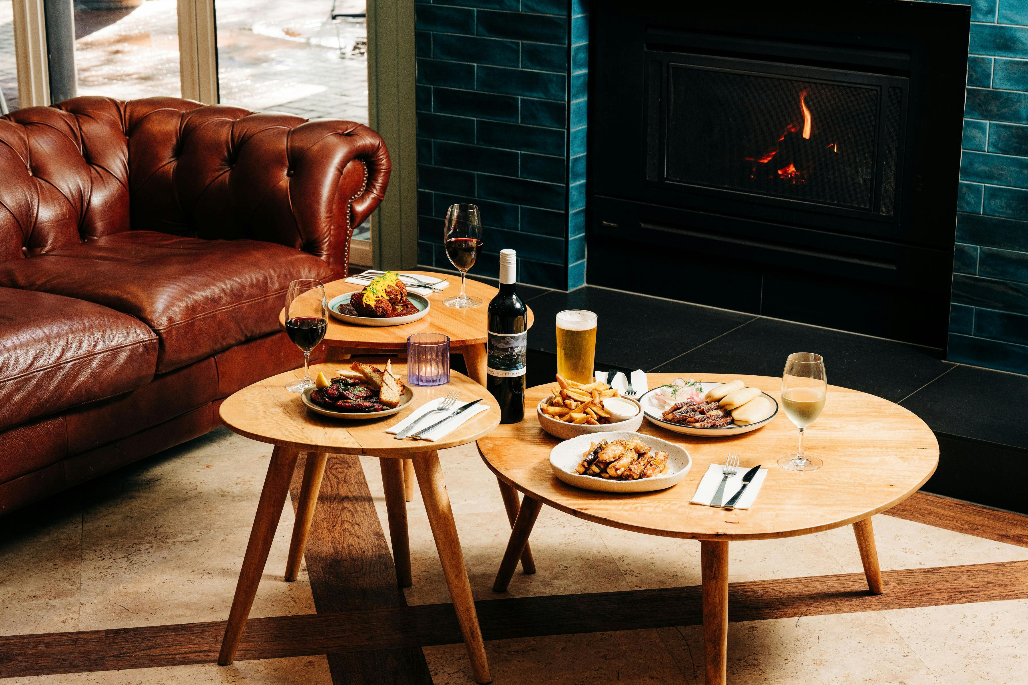 Food and drink by the fire