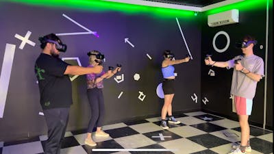 VR