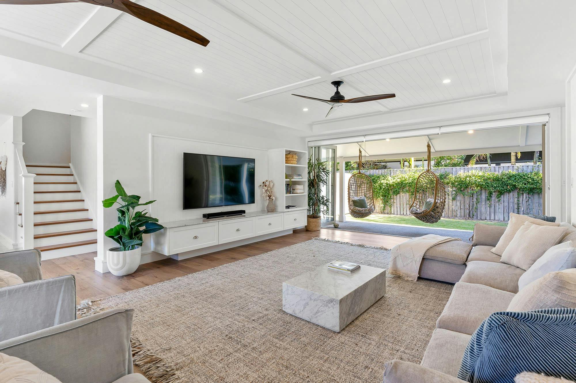 Orana - Byron Bay - Living Room b_1