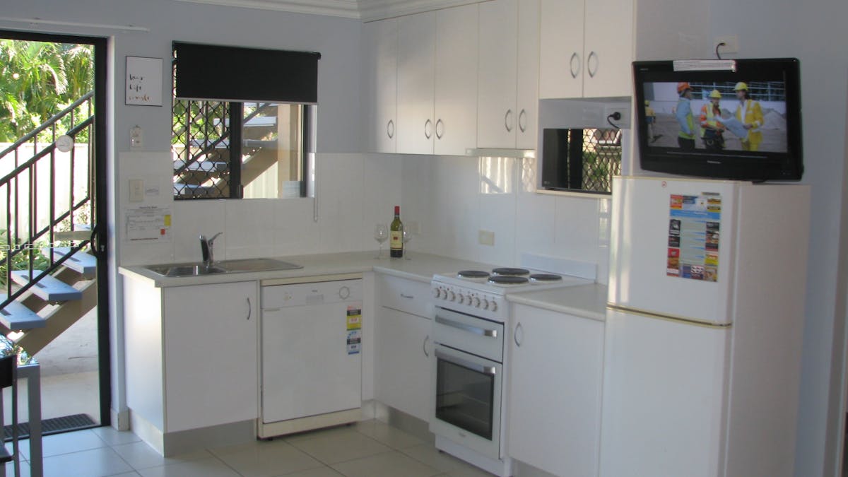 Apartment - Self Contained Kitchen with stove, dishwasher, crockery, cutlery, ideal for long stays