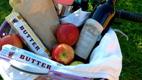 Fill your bicycle basket on one of our gourmet cycle tours