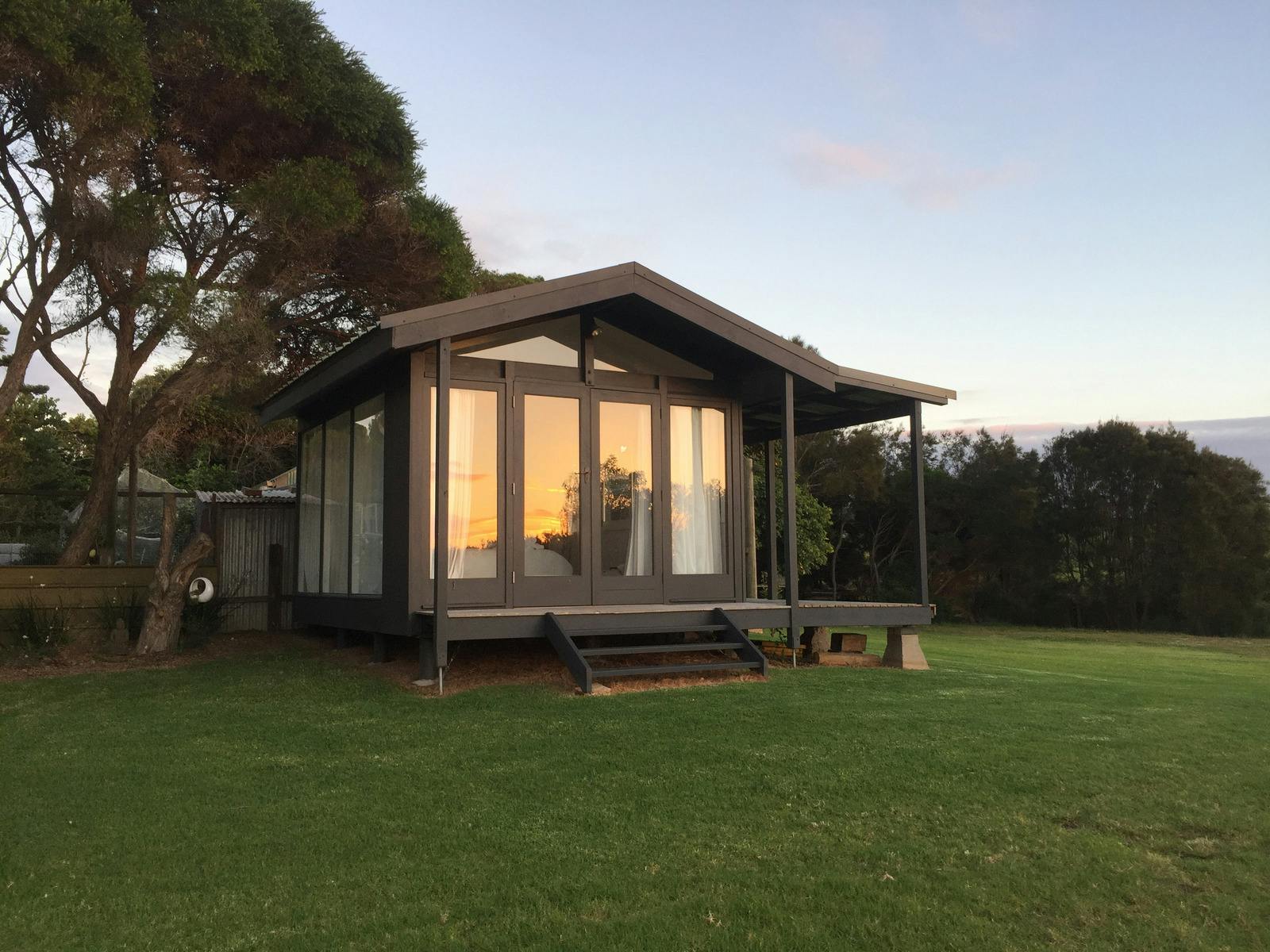 Bermagui Accomodation and Flight - Serendip