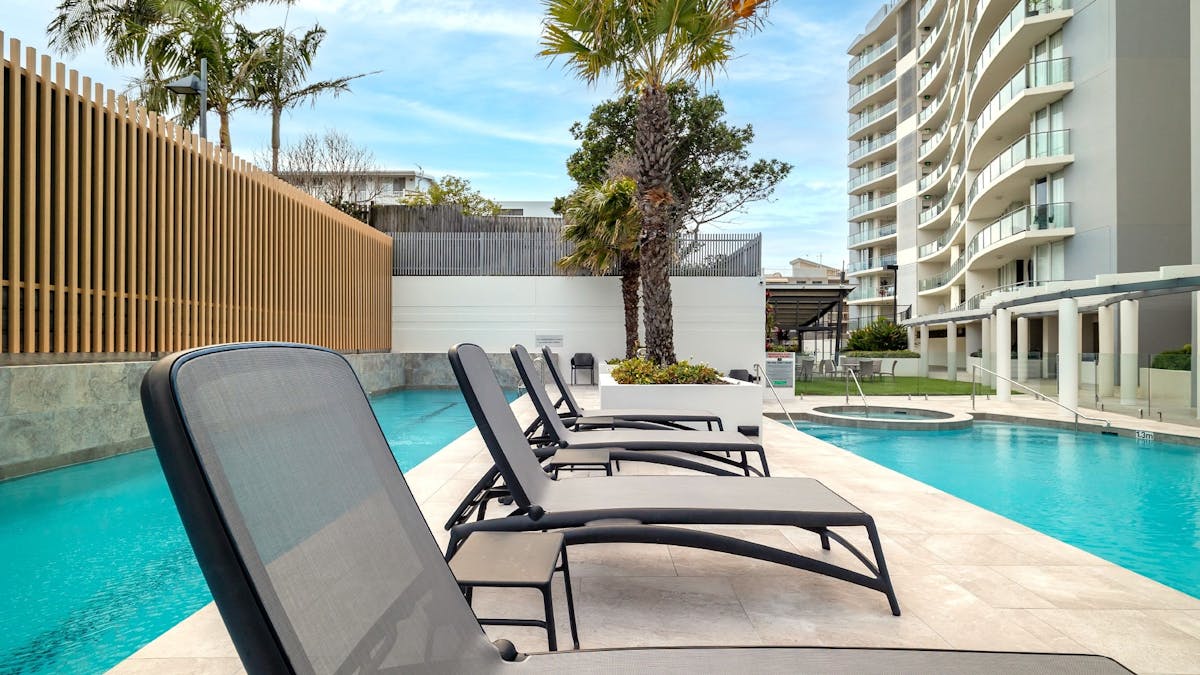 Aspect Caloundra Spa, Pool, Palm Tree, Luxury, Family Accommodation