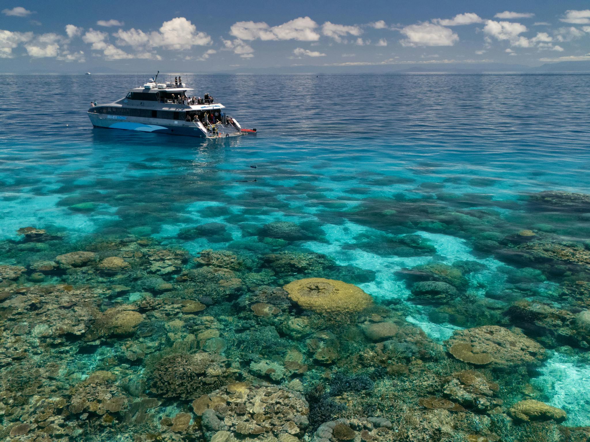 aerial of Silversonic at Agincourt Reef aerial of Silversonic at Agincourt Reef
