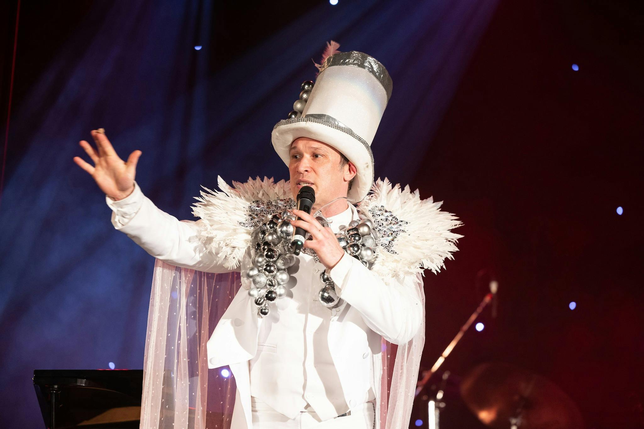 Hits of Elton John and The Divas Show