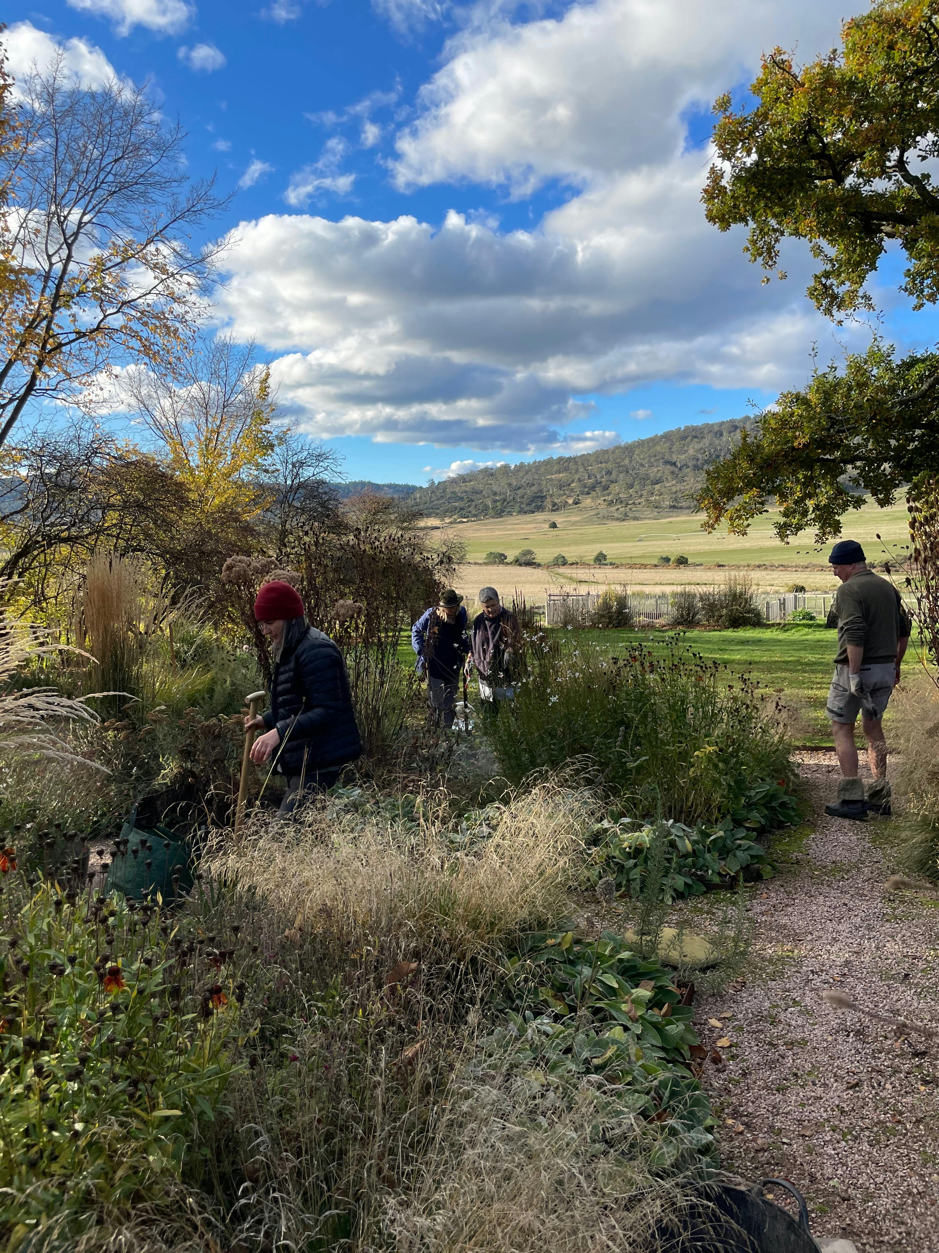 Glover Country House Tour and Self-Guided Walk