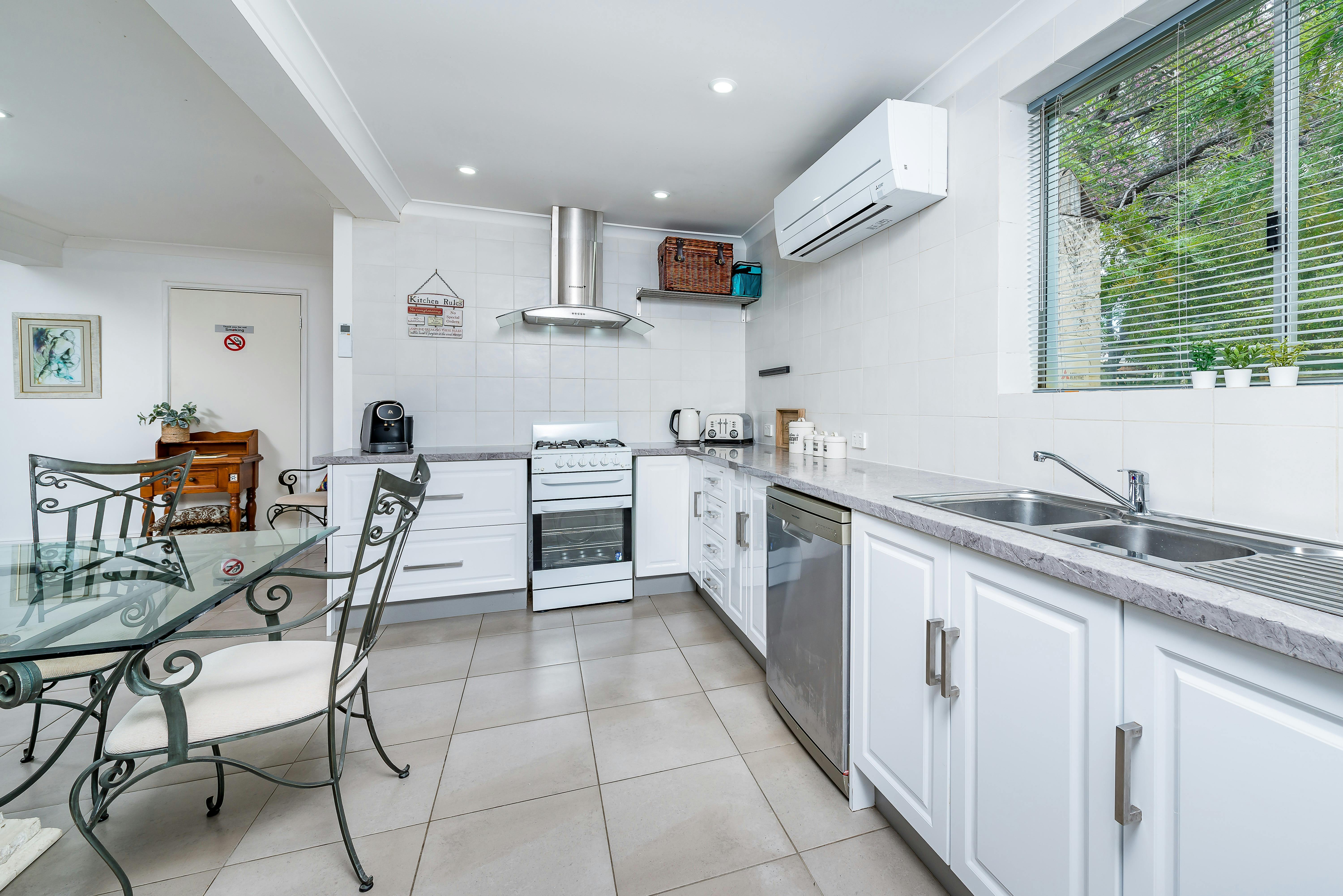 Fully equipped chefs kitchen