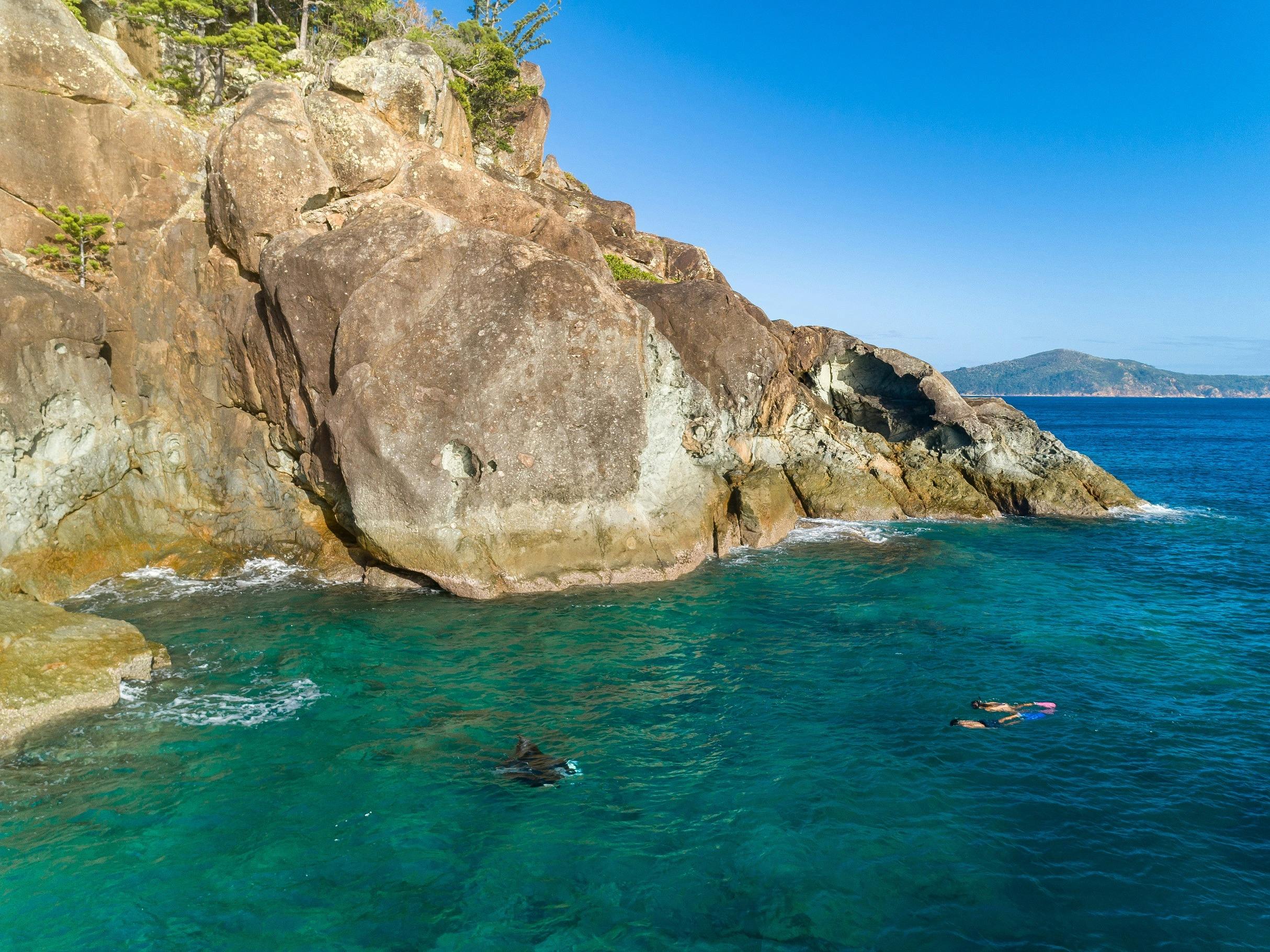 Luncheon Bay Dive Site