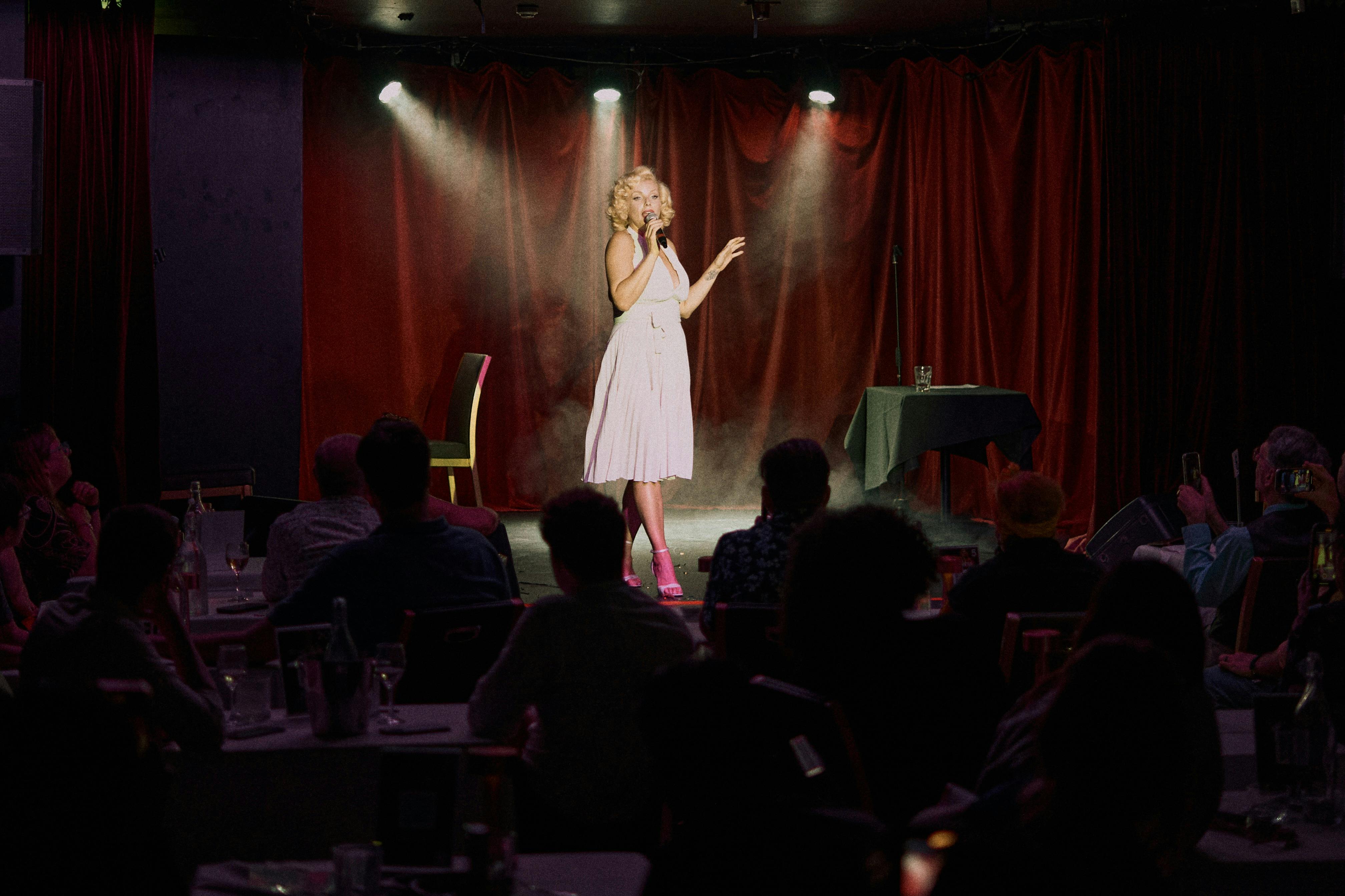 伊莎貝拉布利斯飾演瑪麗蓮