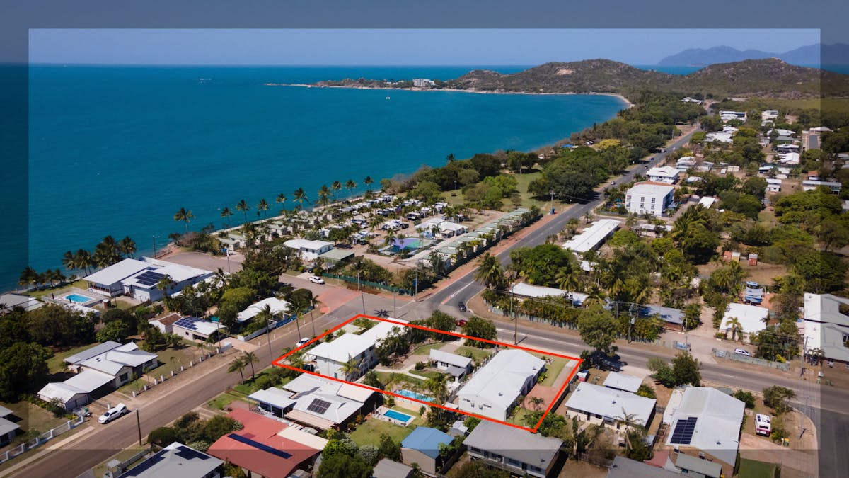 Birds eye view of the property's location in proximity to the beach