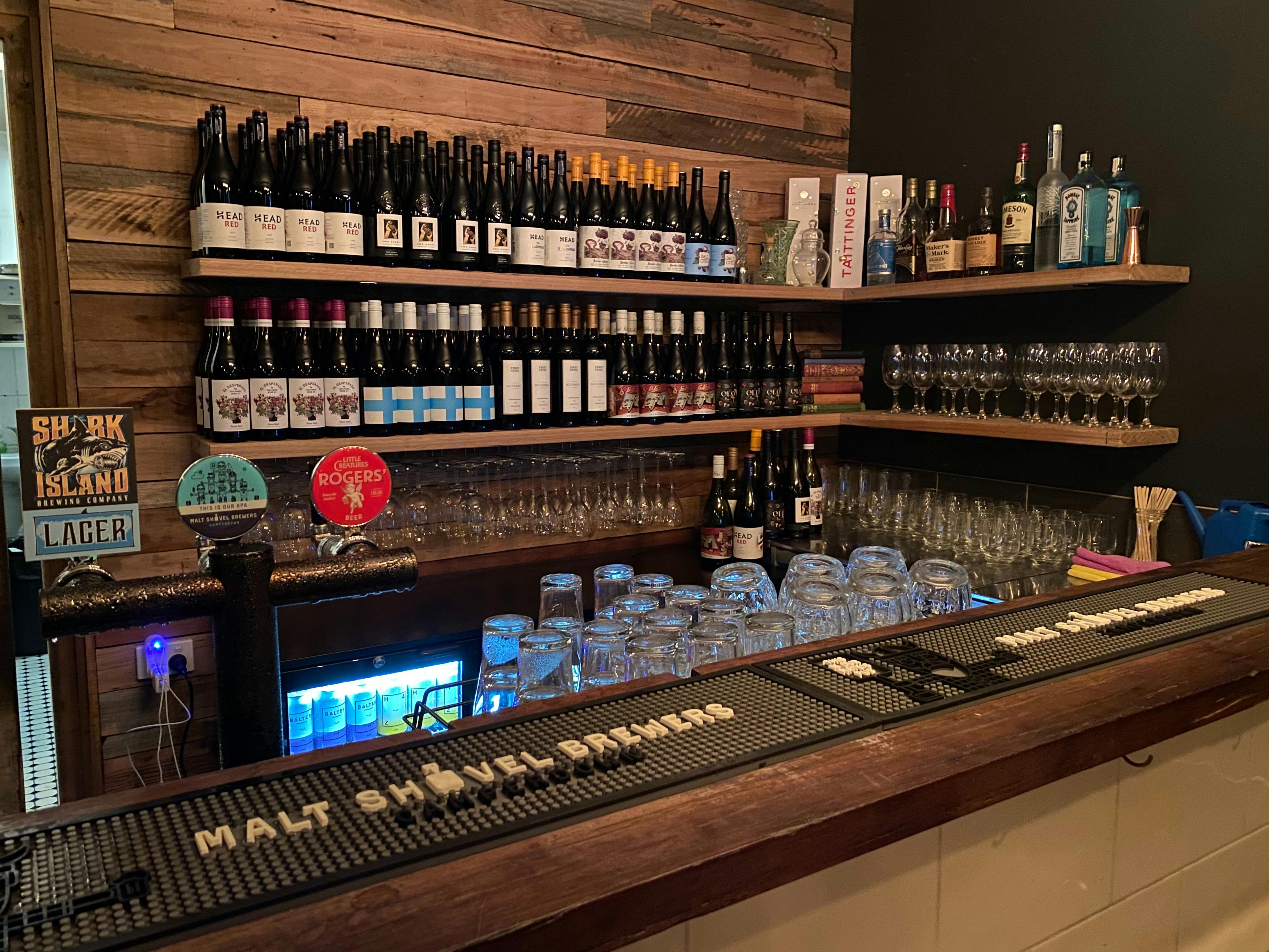 Bar