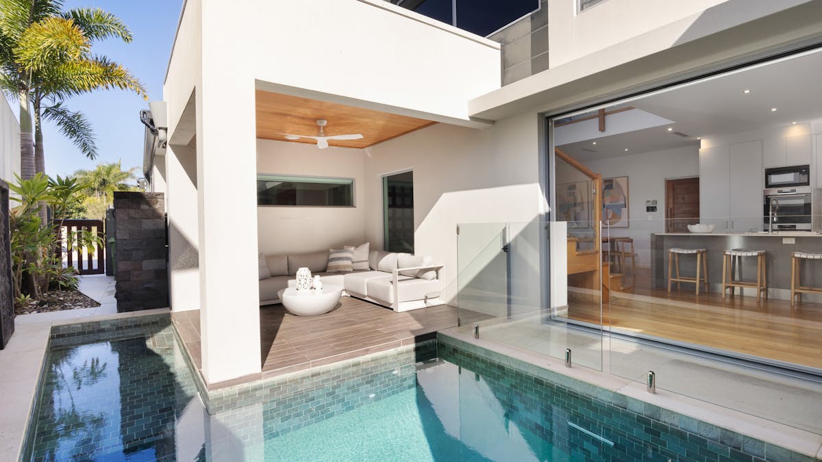 Choose between a refreshing swim at the beach or a dip in the heated salt water pool?