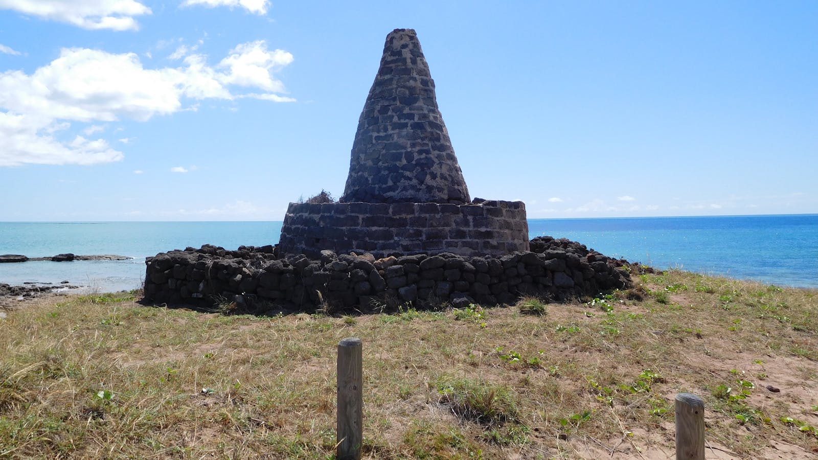 Smith Point Beacon