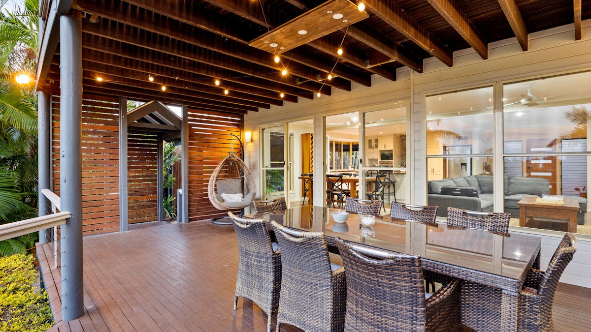 Multiple outdoor living areas Multiple outdoor living areas