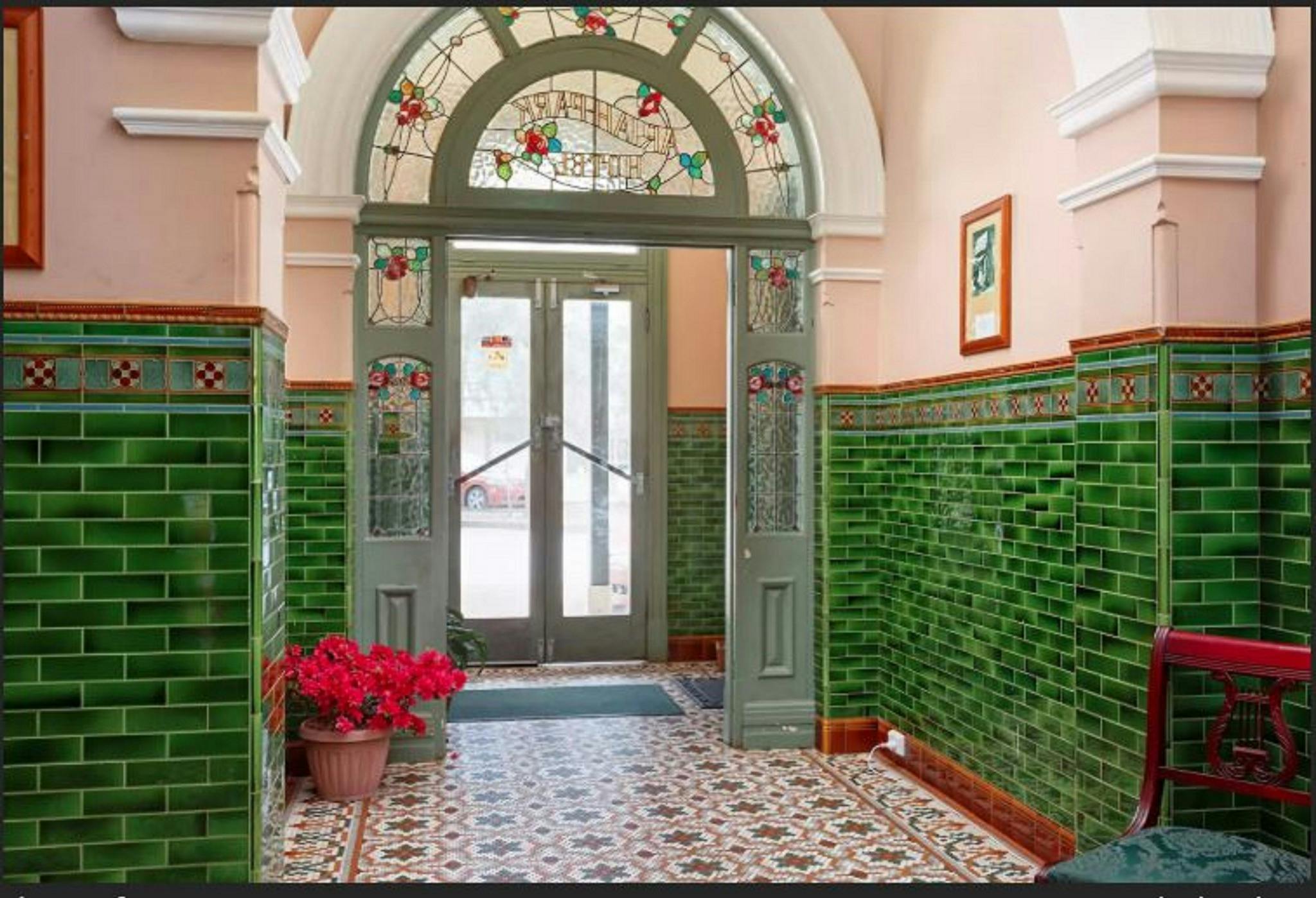 Ariah Park Hotel Dining