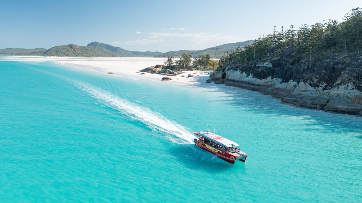 Thundercat passing Whitehaven Beach