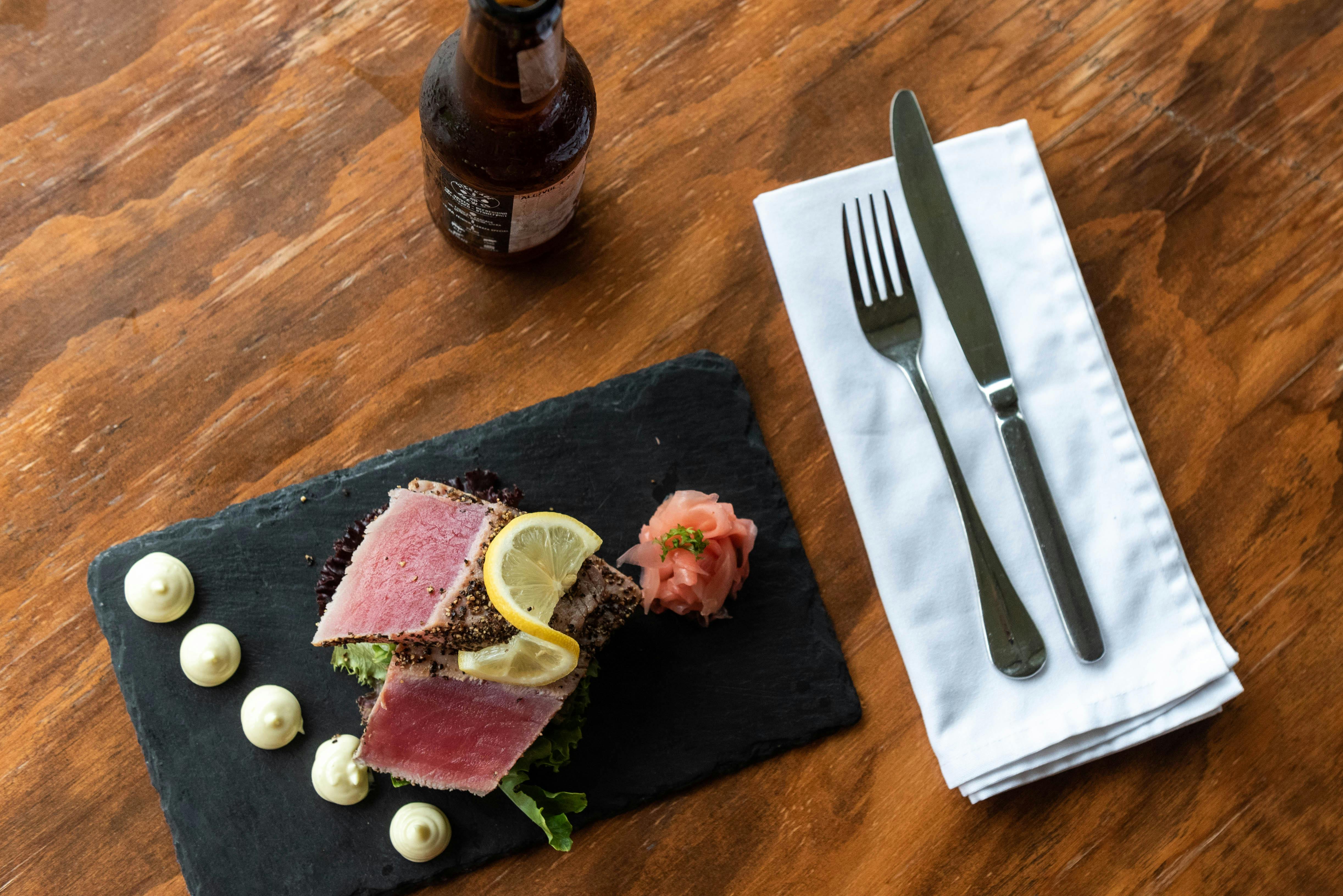 Harry's Restaurant & Bar