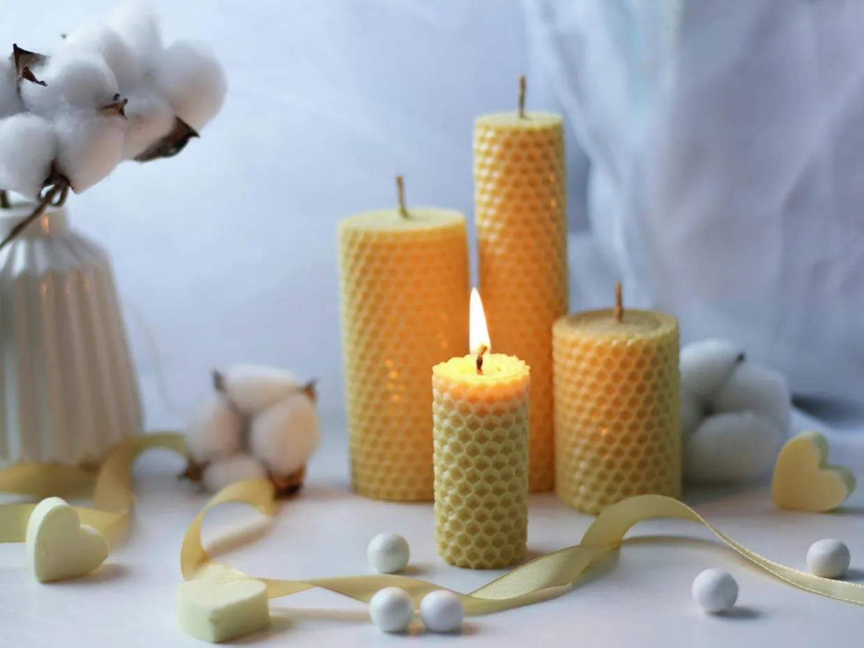 Create Your Own Beeswax Christmas Candle