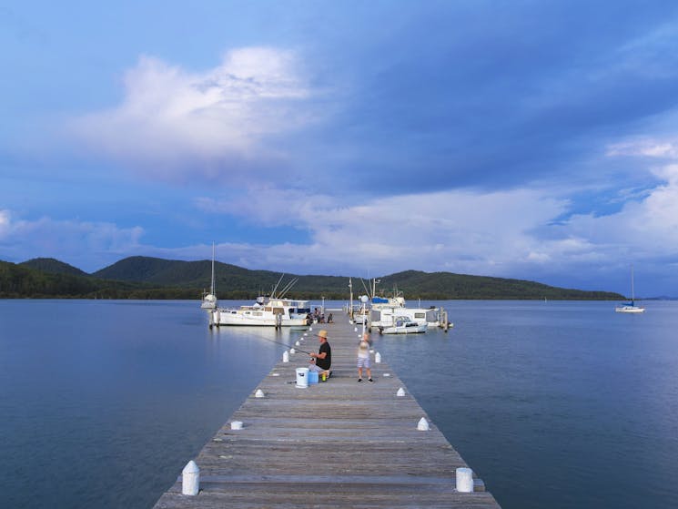 BIG4 Karuah Jetty Port Stephens Private Jetty fishing and boat mooring