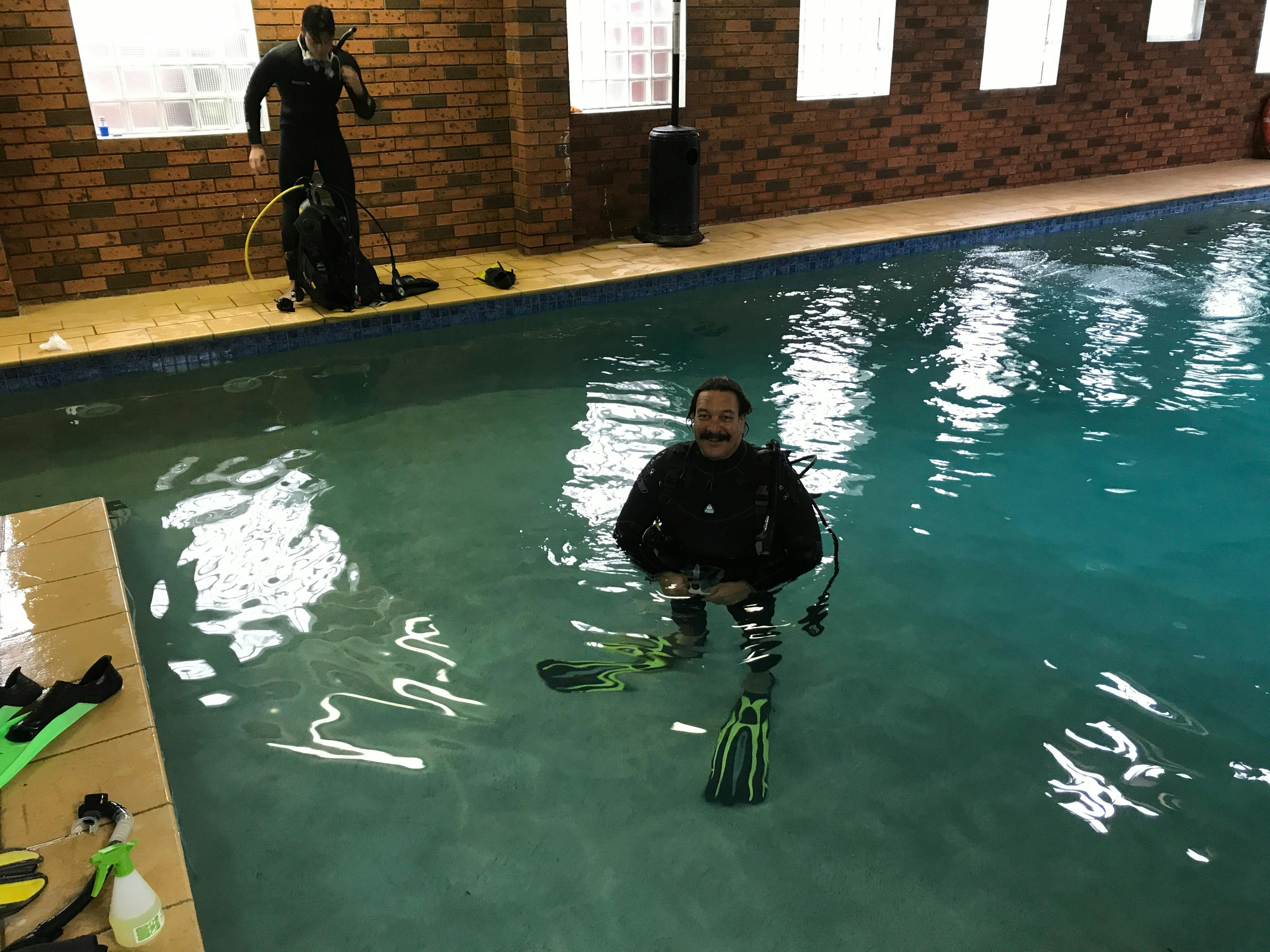 프로다이브 실내 온열수영장