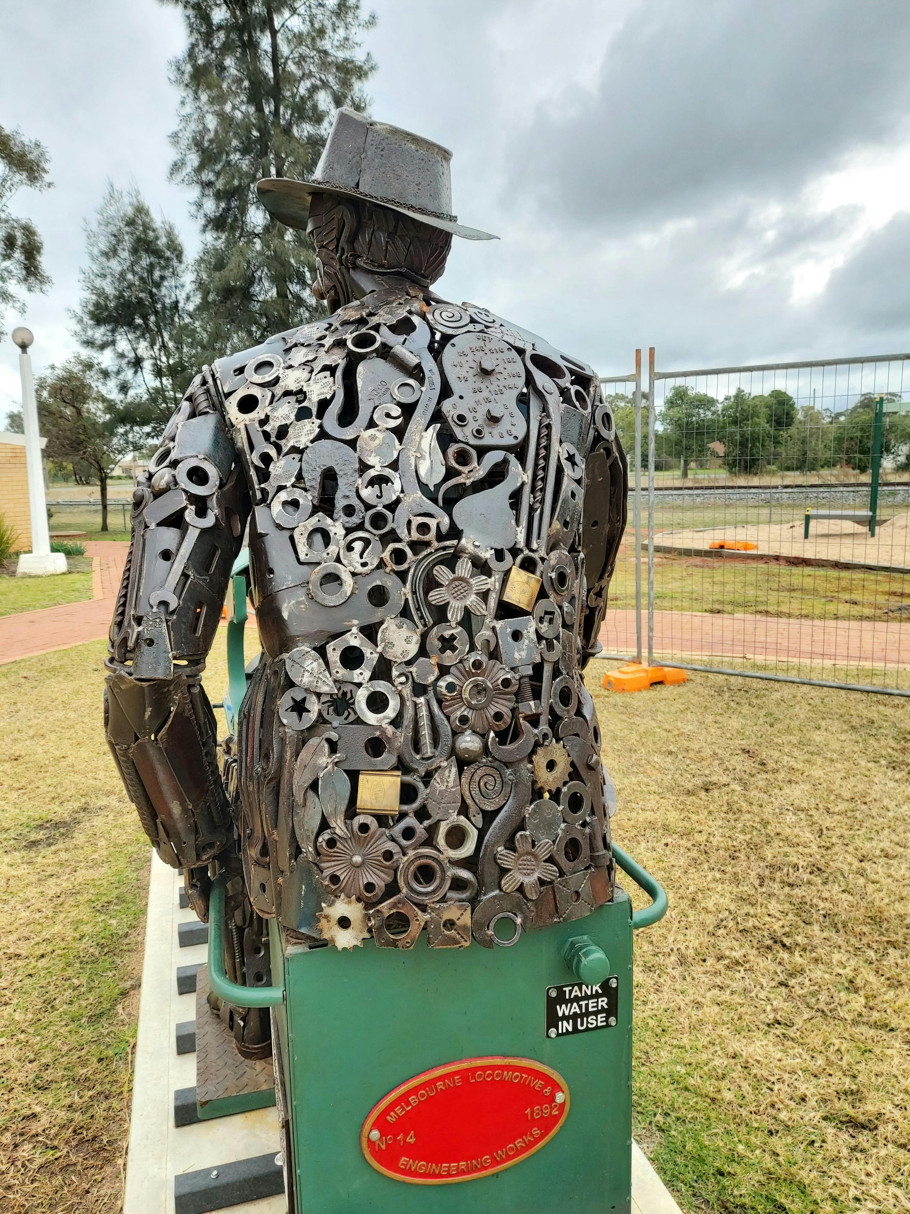 A close up of the back of the Tim Fischer sculpture showing the scrap metal details