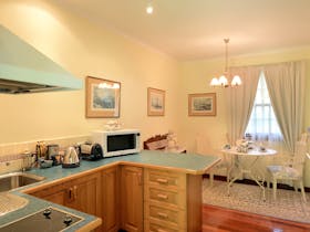 Church cottage kitchenette & dining area.