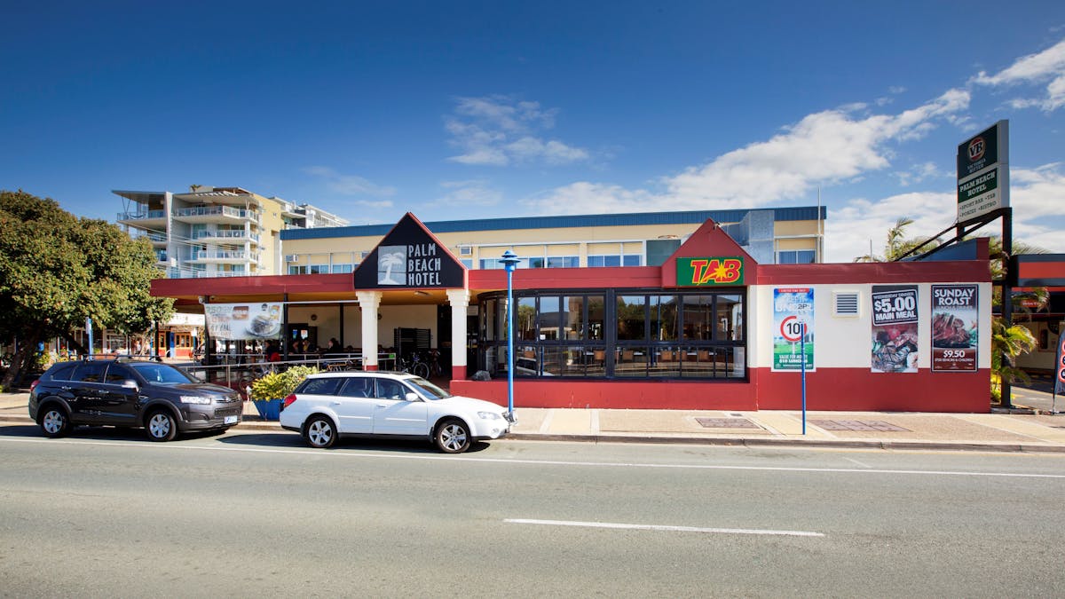 Palm Beach Hotel