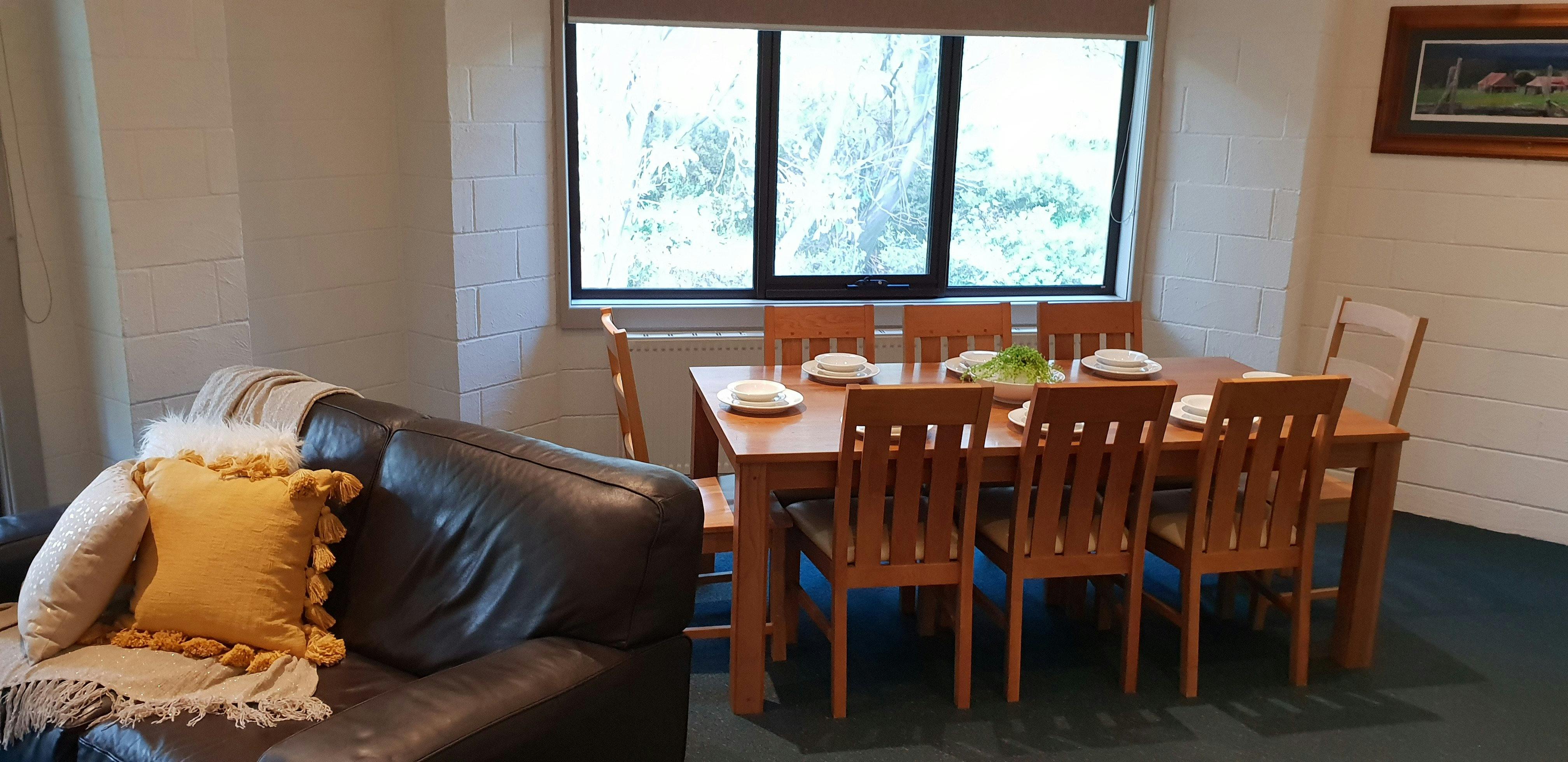 Cedarwood Apartments Falls Creek