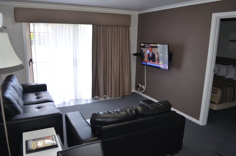 2 Bedroom Back Terrace Apartment