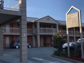Littomore Hotel and Suites