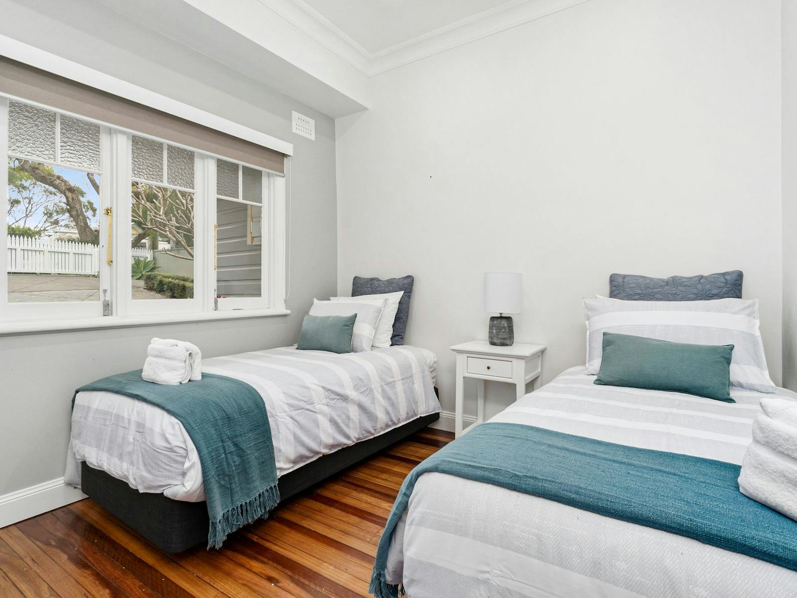 Bedroom 3 -2 x king singles