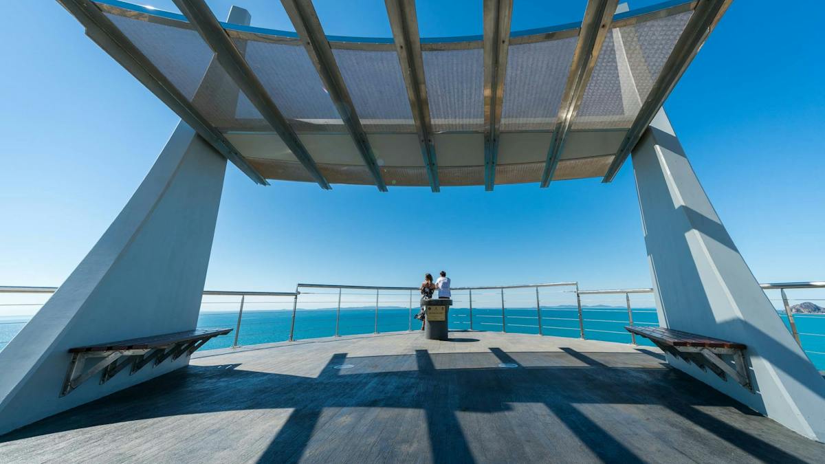 Wreck Point Scenic Lookout | Attractions | Queensland