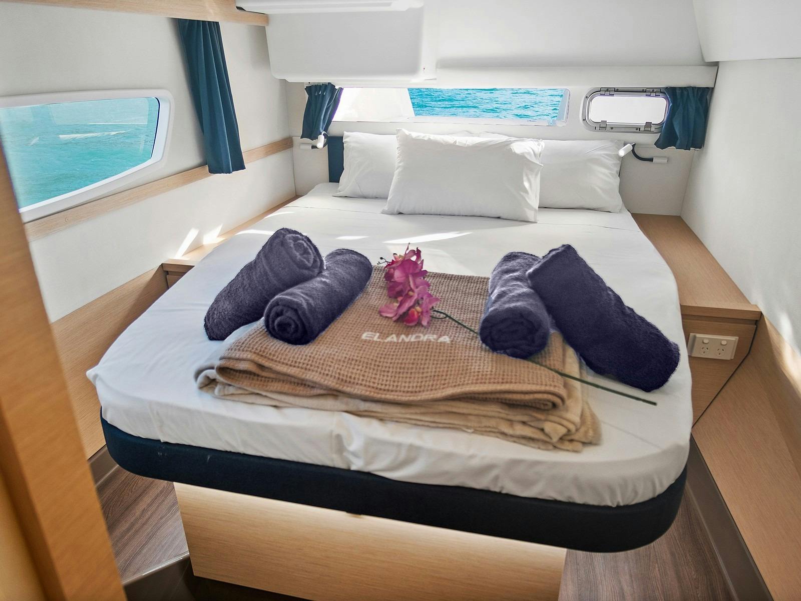 Helia 44 - cabin
