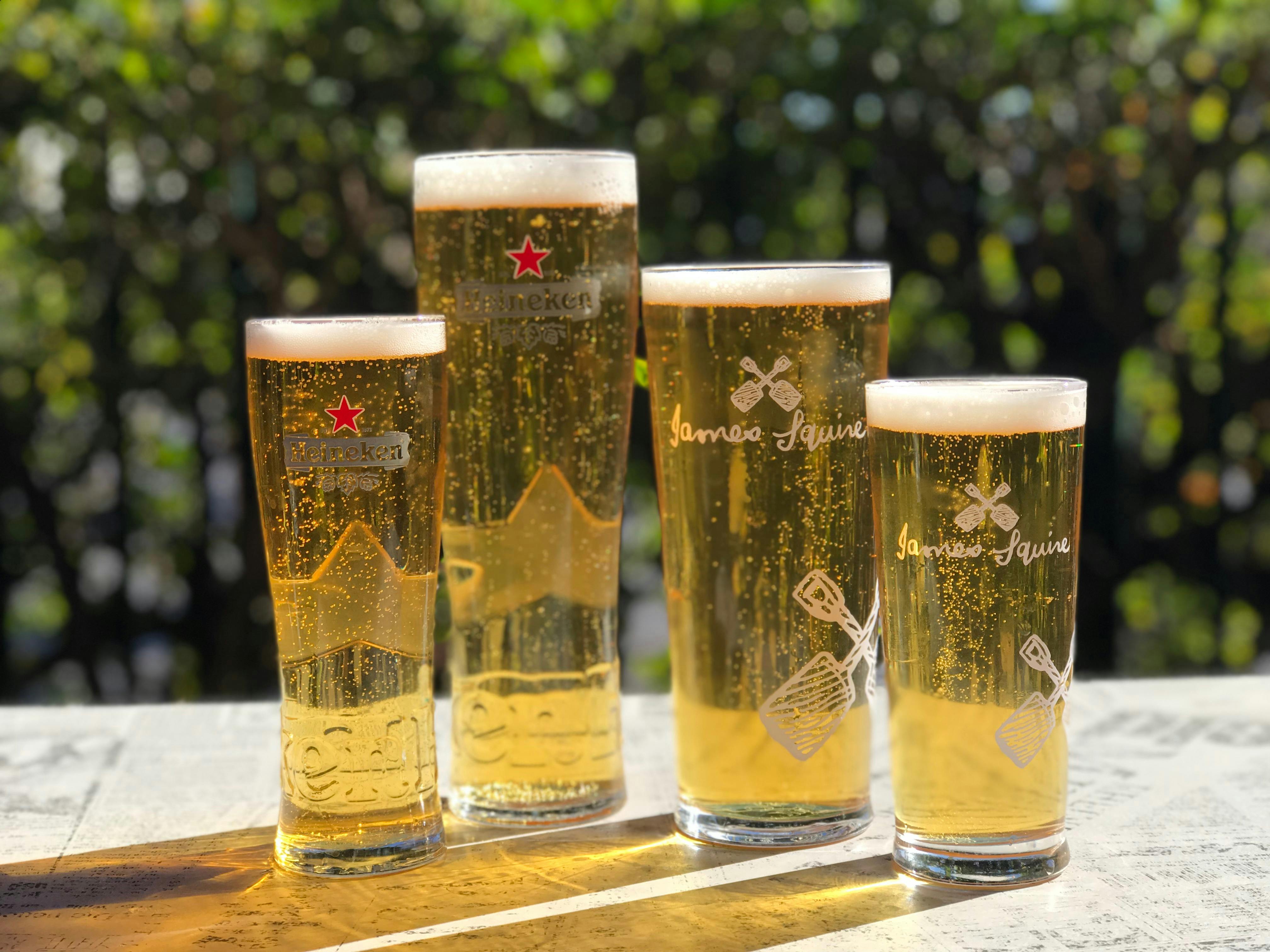 ハイネケンとジェームズ・スクワイアズ