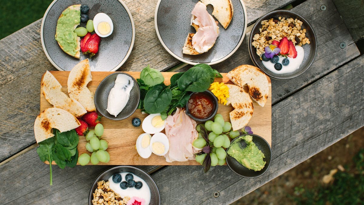Brekkie board for two
