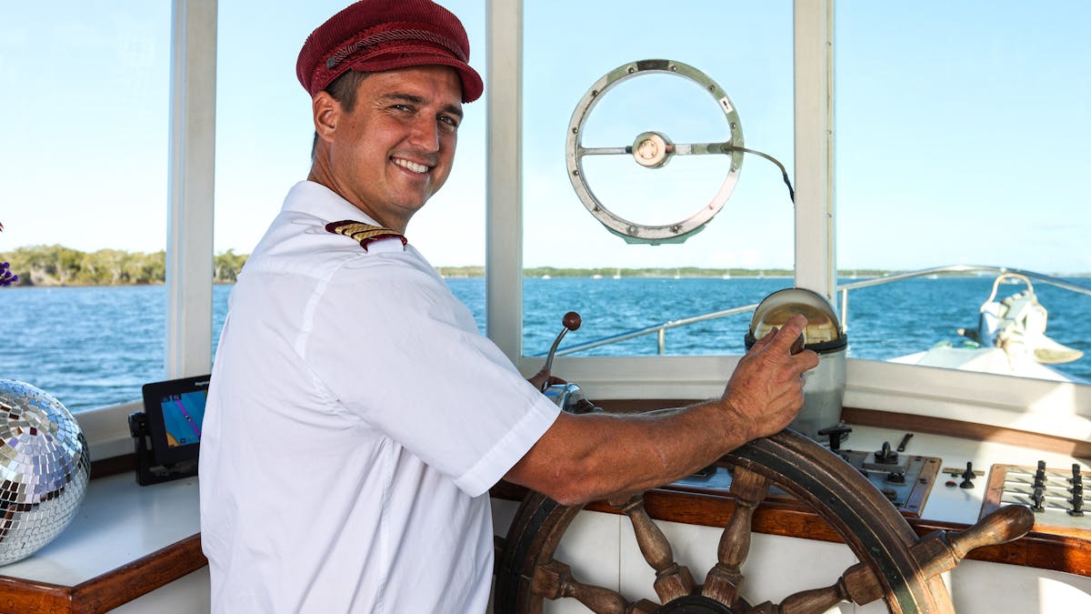 boat hire, party boat